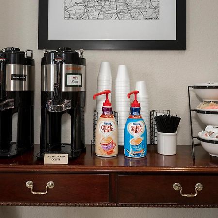 Red Roof Inn & Suites Newnan Luaran gambar
