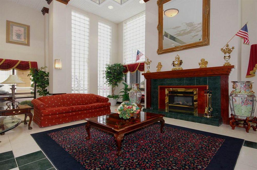 Red Roof Inn & Suites Newnan Luaran gambar