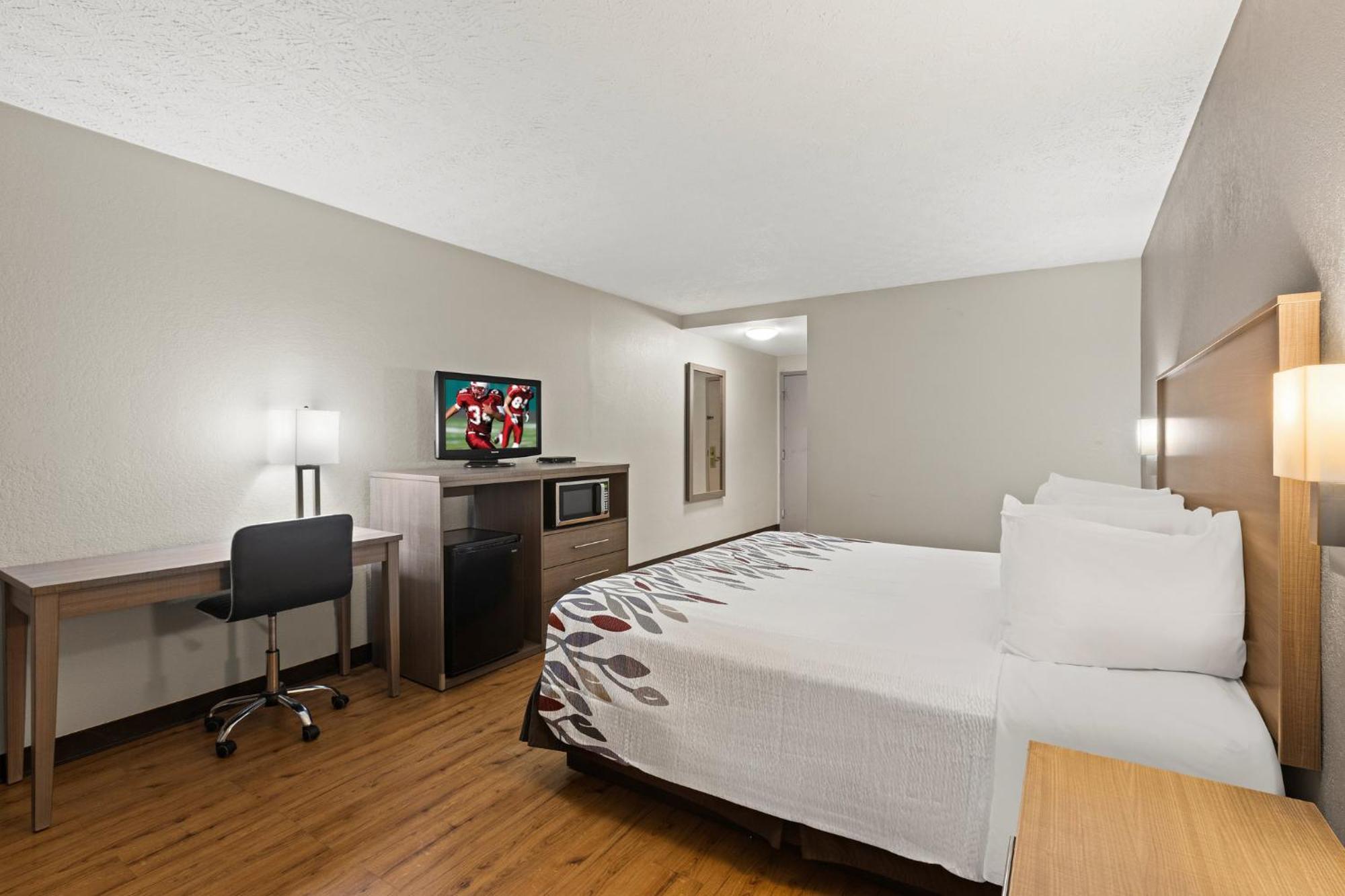 Red Roof Inn & Suites Newnan Luaran gambar