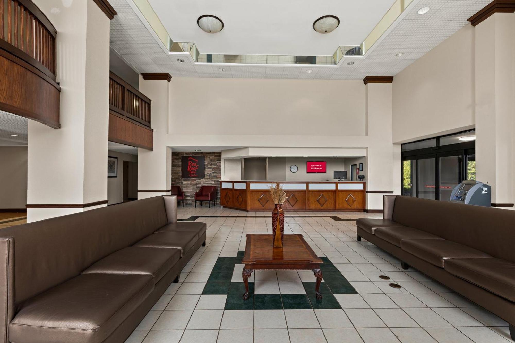 Red Roof Inn & Suites Newnan Luaran gambar