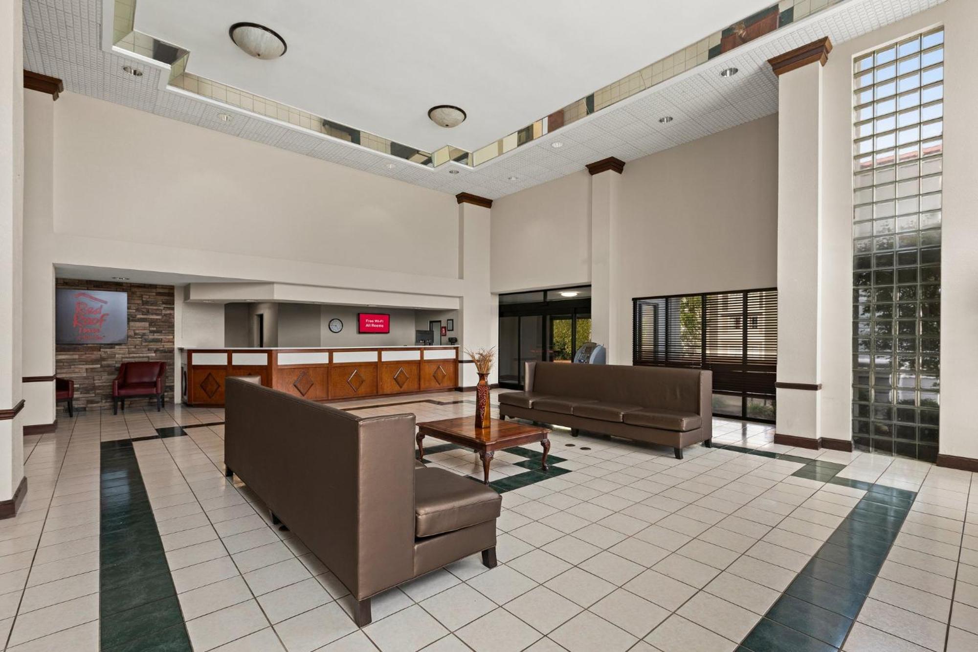 Red Roof Inn & Suites Newnan Luaran gambar