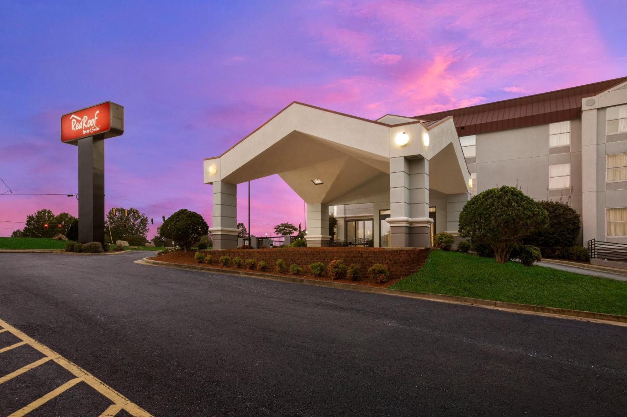 Red Roof Inn & Suites Newnan Luaran gambar