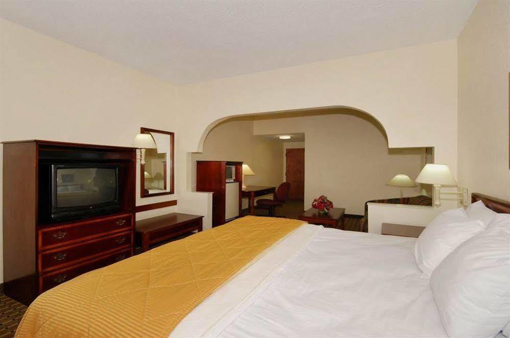 Red Roof Inn & Suites Newnan Luaran gambar
