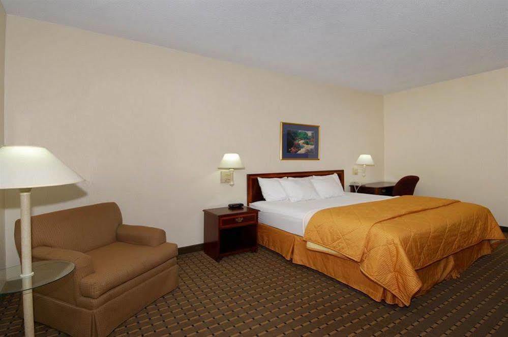 Red Roof Inn & Suites Newnan Luaran gambar